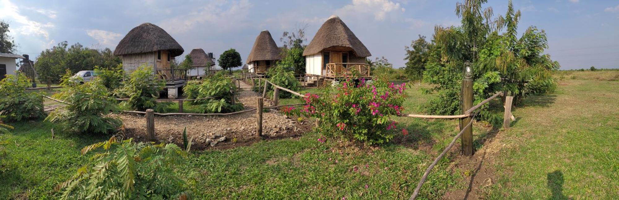 Songbird Safari Lodge & Campsite Katunguru エクステリア 写真